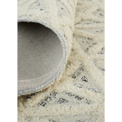 Ivory and Beige Geometric Wool 5' x 8' Area Rug