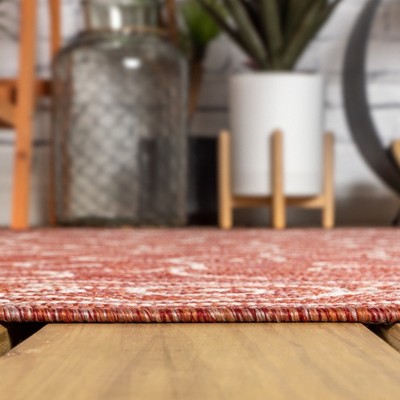 Charleston Red Beige Synthetic Round Reversible Area Rug