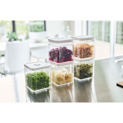 Black Plastic Freezer Safe Meal Prep Jar with Tongs