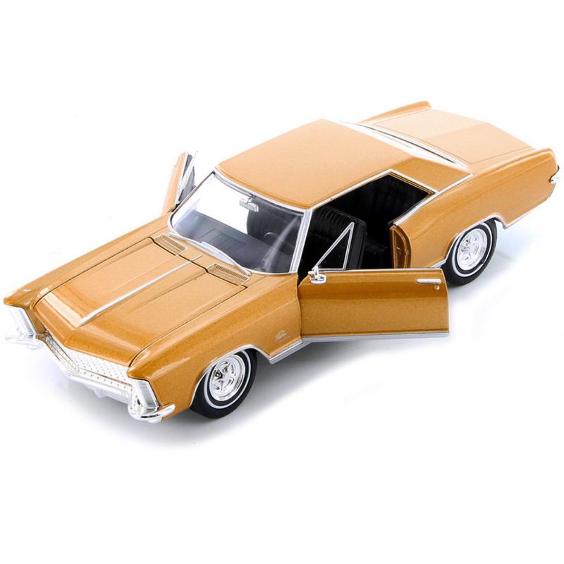 1965 Buick Riviera Gran Sport Gold Metallic 1/24 Diecast Model Car by Welly, 2 of 4
