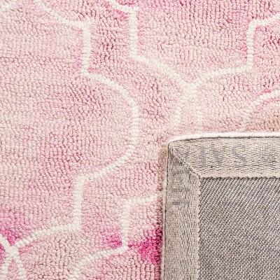Rose and Ivory Hand-Tufted Wool Area Rug, 5' x 8'