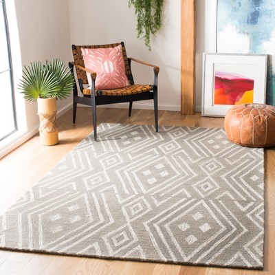 Grey and Ivory Hand-Tufted Wool 8' x 10' Area Rug