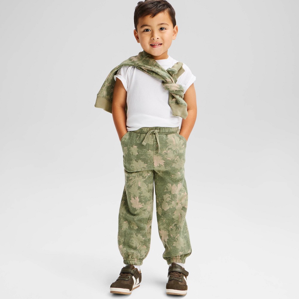 Toddler Boys' Camo Print Fleece Jogger Pants - Cat & Jack™ Olive Green 3T