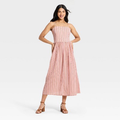 Женские платья Universal Thread Women's Smocked Midi Striped Sundress - Universal Thread™ Pink S — фото 2