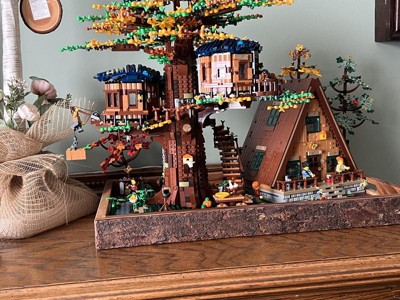 LEGO Ideas Tree House 21318, Model Construction Set for 16 Plus Year Olds  with 3 Cabins, Interchangeable Leaves, Minifigures and a Bird Figure