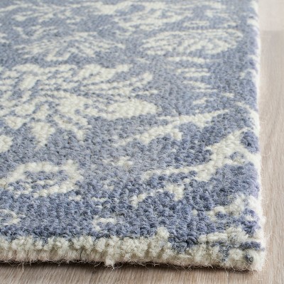 Ivory and Blue Hand-Tufted Wool Round Area Rug