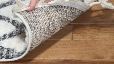 Ivory Grey Diamond Braided Shag 6'7" Round Area Rug