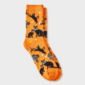 Women's Black Cats Halloween Cozy Crew Socks - Hyde and EEK! Boutique™ Orange/Black 4 - 10 - 1 of 3