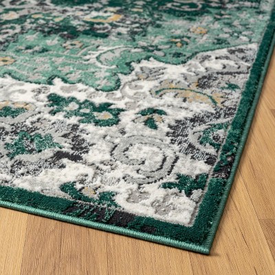 Green Moroccan Medallion 6' x 9' Synthetic Area Rug