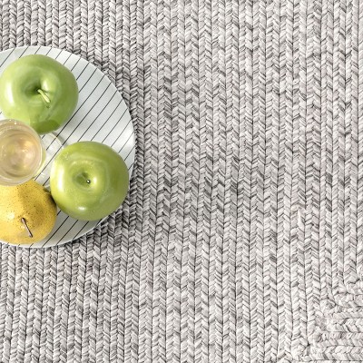 Light Gray Braided Square Synthetic 3' x 5' Indoor/Outdoor Rug