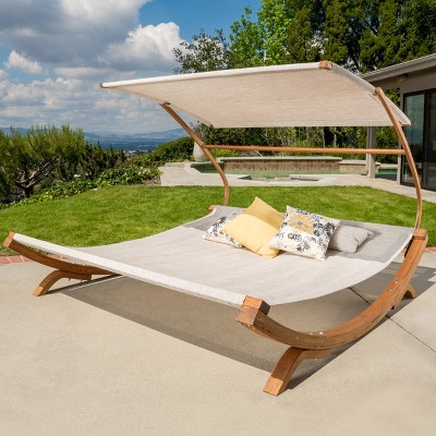 Christopher Knight Home Upshur Outdoor Mesh and Larch Wood Daybed with Adjustable Canopy, Teak and Natural