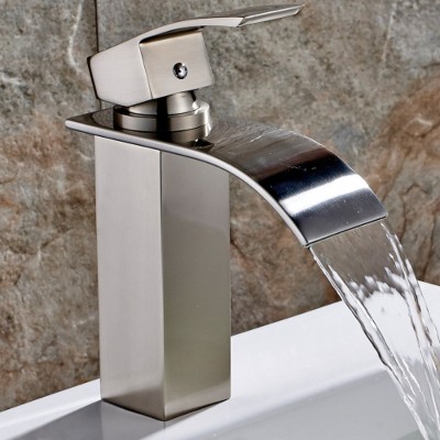 LunaLulinlk Bathroom sink faucet, single hole bathroom faucet, modern single handle lavatory faucet