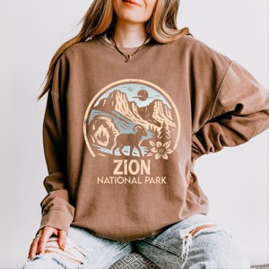 Zion National Park Two-Toned Circle - Women's Lightweight Garment Dyed Sweatshirt - 1 of 3
