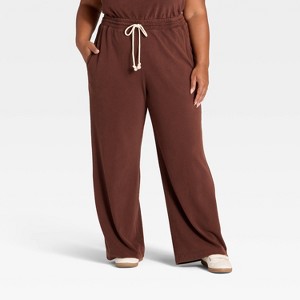 Women's Mid-Rise Relaxed Leg Sweatpants - Universal Thread™ - 1 of 3