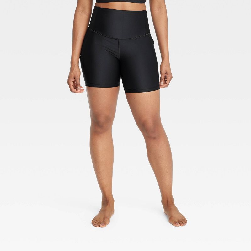 Women's Effortless Support High-Rise Pocketed Bike Shorts 6" - All In Motion™, 3 of 6