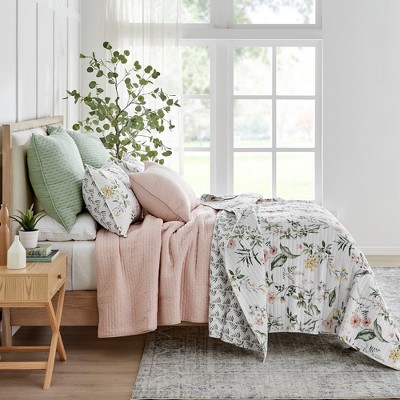 Blush Cotton Twin Reversible Quilt Set with Shams