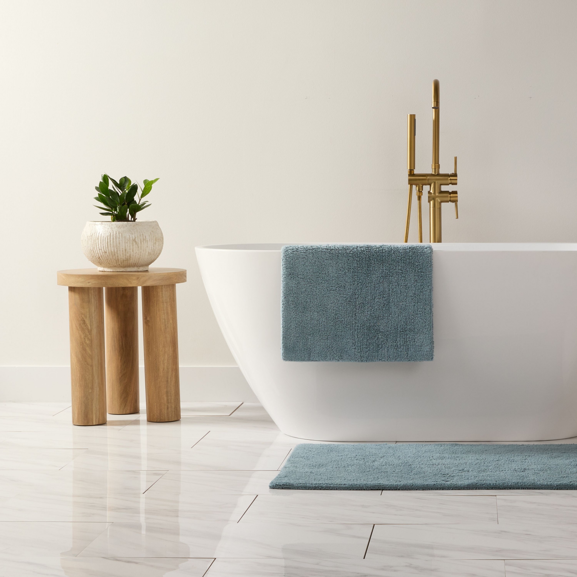 Reversible Solid Cotton Bath Mat,Thick Absorbent Luxury Bath Rug, Washable Spa-Inspired Large Hotel Bath Mat - Becky Cameron , Light Blue, 34" x 21"