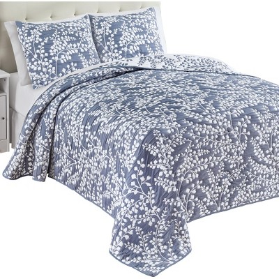 Collections Etc Jacquard Textured Leaf Design Reversible Bedspread