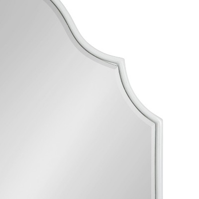 Leanna Coastal Arched Wall Mirror with Scalloped Edges, 20x30, White