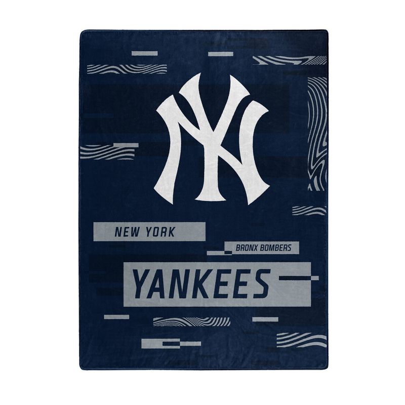 MLB New York Yankees Digitized 60 x 80 Raschel Throw Blanket, 1 of 6