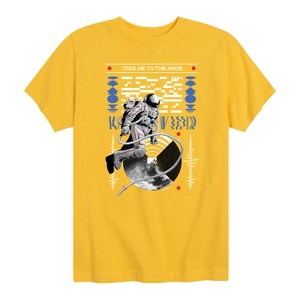 Boys' - MTV - Take Me To The Moon Person Short Sleeve Graphic T-Shirt - 1 of 4