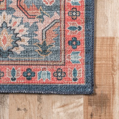 Blue Medallion Easy-Care Washable Synthetic Rug, 4' x 6'