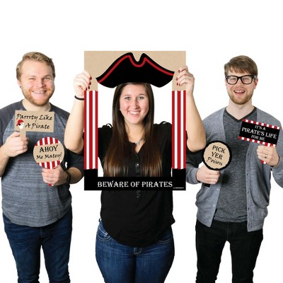 Big Dot of Happiness Beware of Pirates - Pirate Birthday Party Selfie Photo Booth Picture Frame & Props - Printed on Sturdy Material