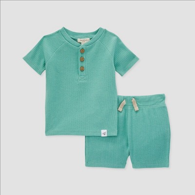 Image of Burt's Bees Baby® Baby Boys' Top & Shorts Set - Sage Green 18M