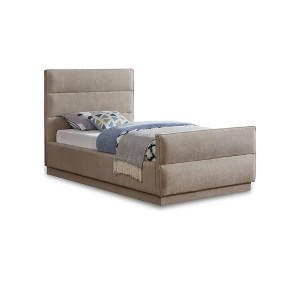 Meridian Furniture,Paxton Chenille Fabric Bed - 1 of 4