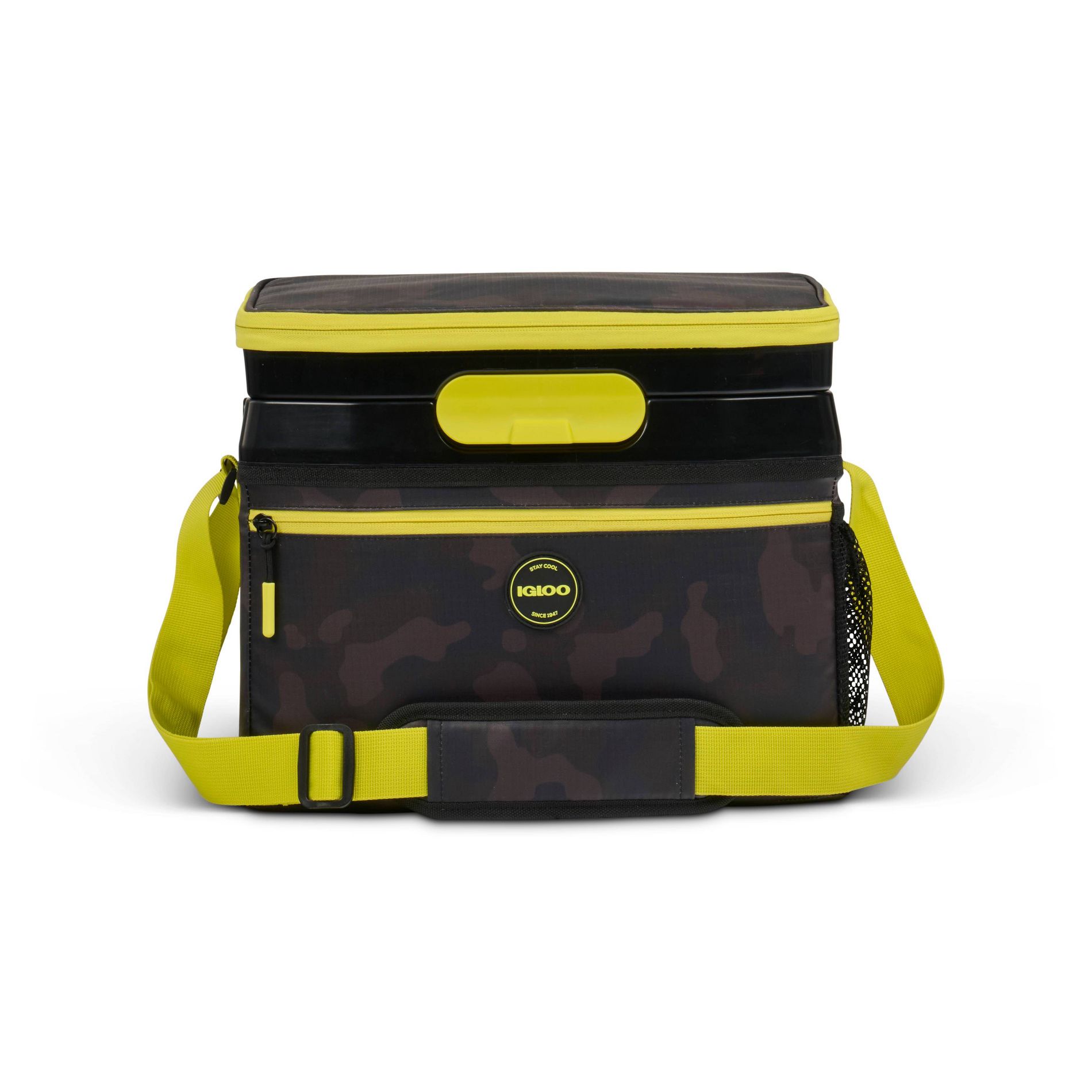 Igloo Sport Cool Fusion 18 Cans/14.8 qt Hard Lined QuickLatch Cooler - Black Camo