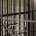 strengthen pine gray + black