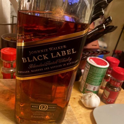 Johnnie Walker Black Label Blended Scotch Whisky, 750 ml 