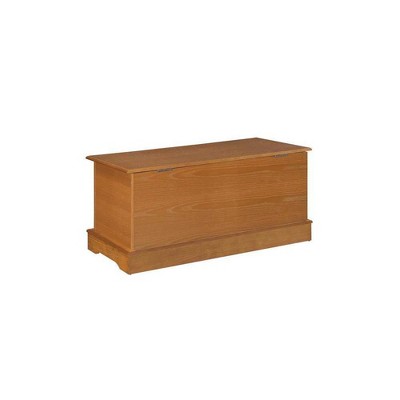 Honey Brown Traditional Cedar Wood Storage Chest