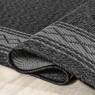 Modern Diamond Geo Black/Gray 8'x10' Reversible Indoor/Outdoor Rug