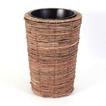Vintiquewise Wicker Banana Rope Tall Floor Planter with Metal Pot, Large