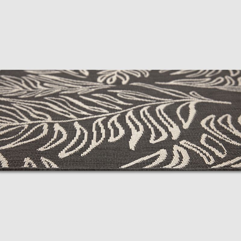 9&#39;2&#34;x12&#39; Leaves Outdoor Rug Black - Threshold&#8482;, 4 of 6