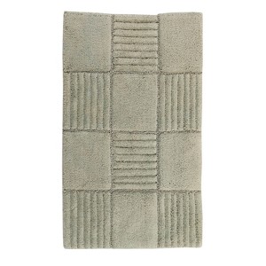 Knightsbridge Chakkar Board 220 GSF Non Skid Back Bath Rug 24" x 40" - 1 of 4