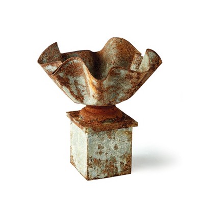 Plum & Post Galvanized Handkerchief Planter