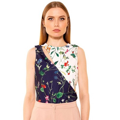 keyhole sleeveless top