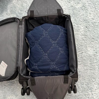 SWISSGEAR Zurich Softside Carry On Spinner Wheels Suitcase - Black