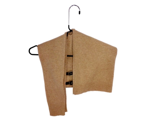 Hangers Black Axis International