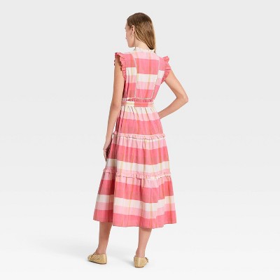 Женские платья Universal Thread Women's Flutter Short Sleeve Ruffle Maxi A-Line Dress - Universal Thread™ Pink Plaid XL — фото 2