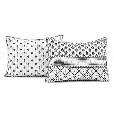 Full/Queen Black and White Microfiber Reversible Quilt Set