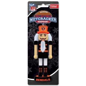 MasterPieces Game Day - NFL Cincinnati Bengals - Team Keepsake Nutcracker - 1 of 4