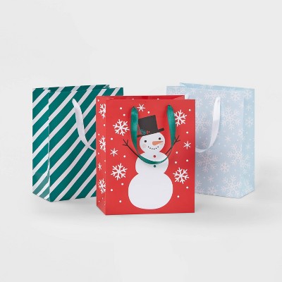 3ct Snowman/Snowflakes/Stripes Cub Gift Bags Green/Red - Wondershop™