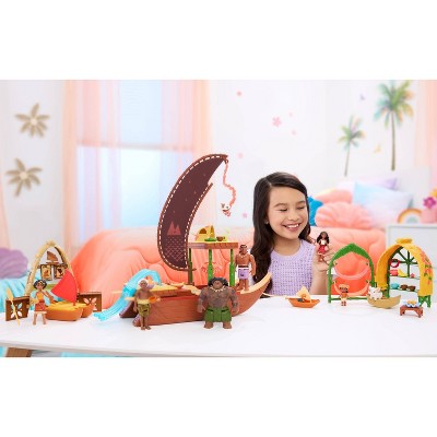 Disney Moana 2 Canoe Crew Playset with Small Dolls & Accessories