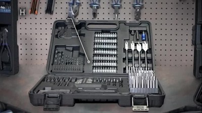 Kit herramientas en trolley de aluminio BTool BTA147 de