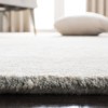 Soho SOH724 Hand Tufted Indoor Rugs - Safavieh - 4 of 4