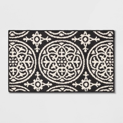 Medallion Washable Tufted And Hooked Rug - Threshold™