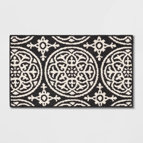 1'8x2'6 Solid Washable Accent Rug Gray - Made by Design